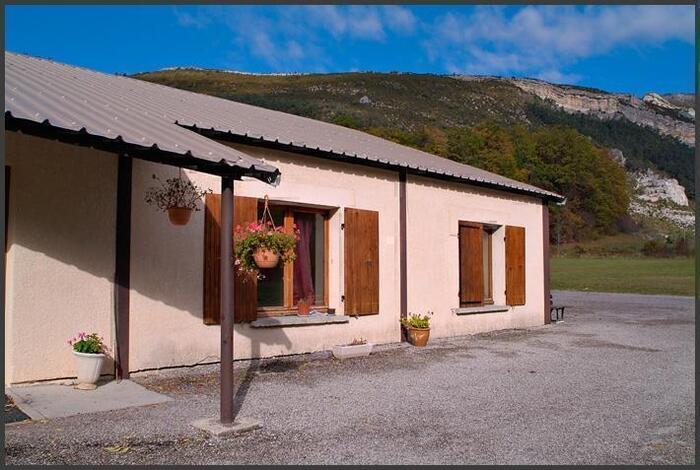 Salle polyvalente de Saint-Julien-en-Beauchêne