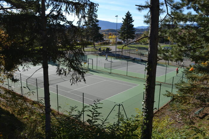 Courts de tennis de Veynes