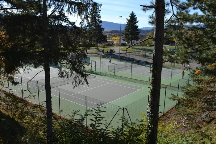 Courts de tennis de Veynes
