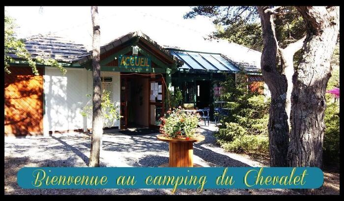 Camping du Chevalet Aspres sur Buëch - Photo 0