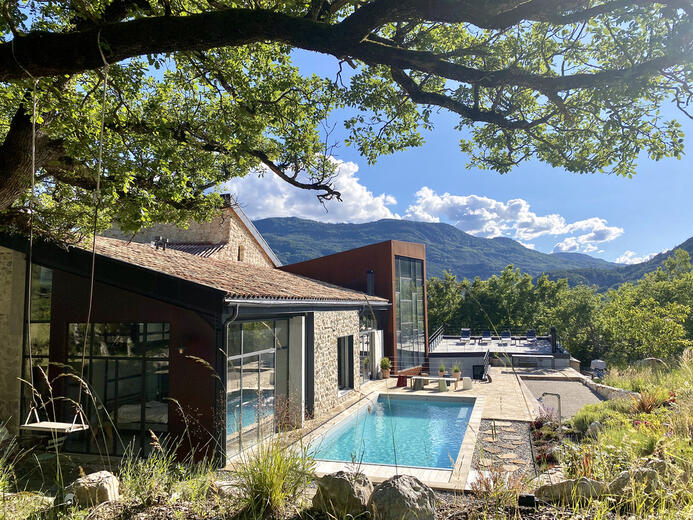 La Maison du Muriêr dans les Hautes Alpes - Photo 0