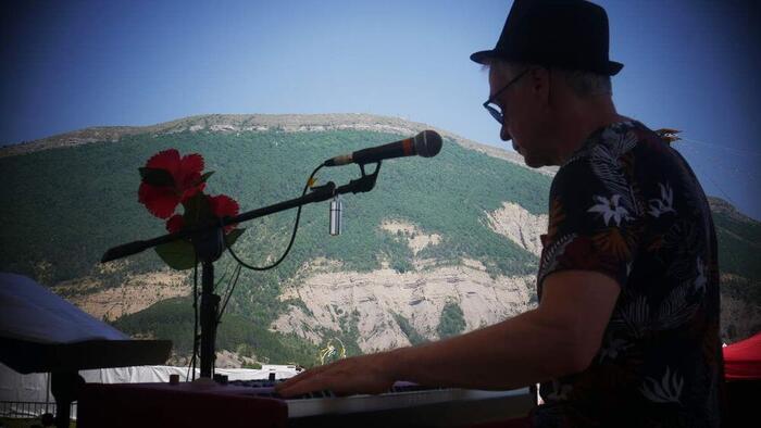 DéciBabel - Photo 6