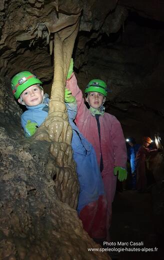 Spéléologie découverte en famille dès 5 ans - Photo 1