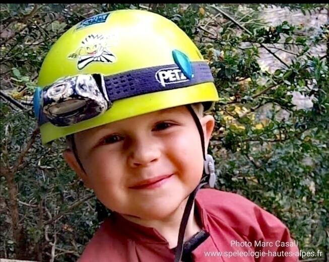 Spéléologie découverte en famille dès 5 ans - Photo 0